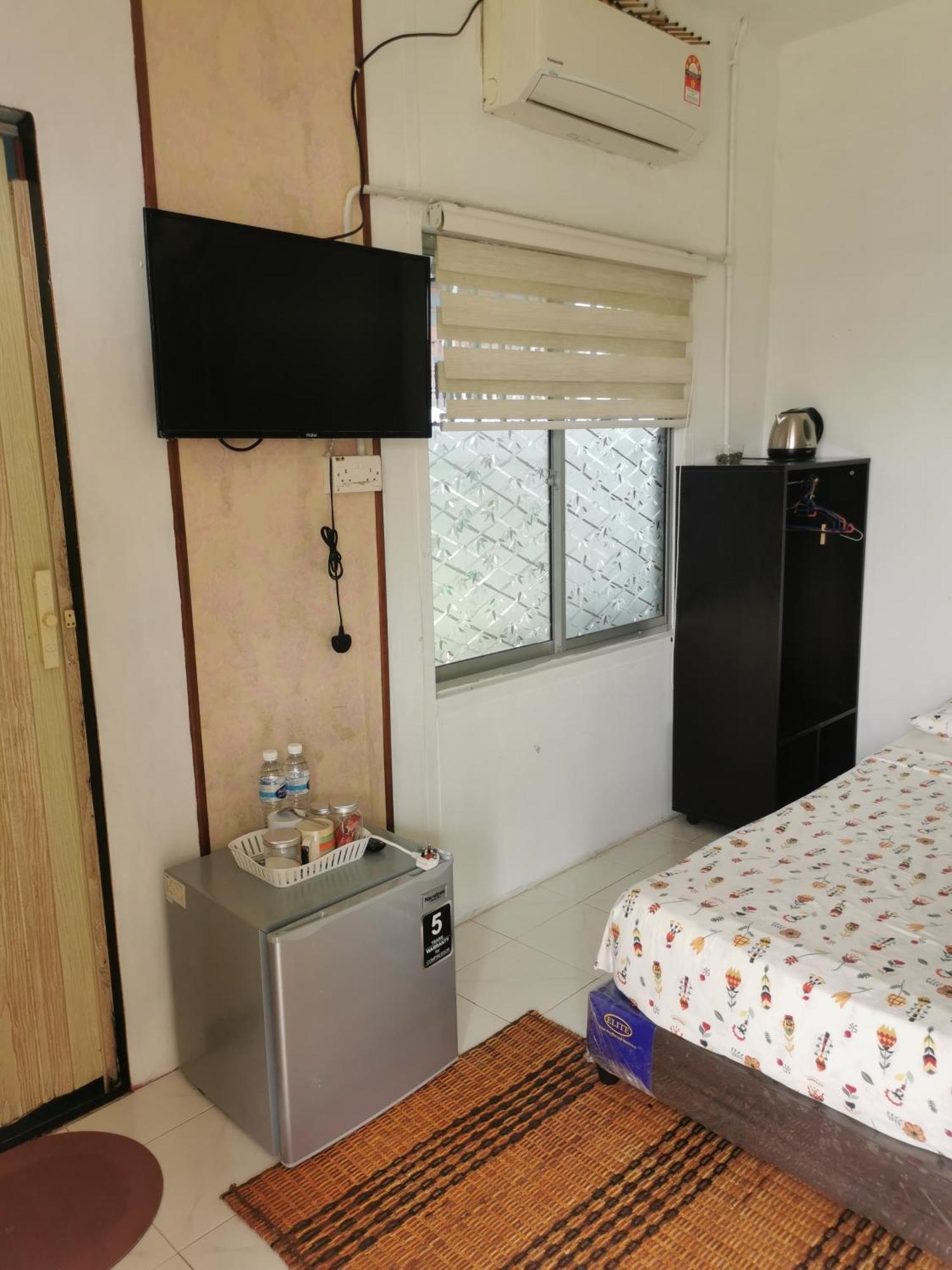 Merdeka Guest House 2 Kuching Exterior foto